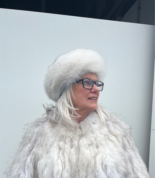 WHITE FOX FUR HAT