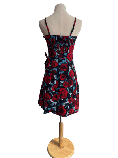 RED FLORAL TIKI DRESS SZ 8/10