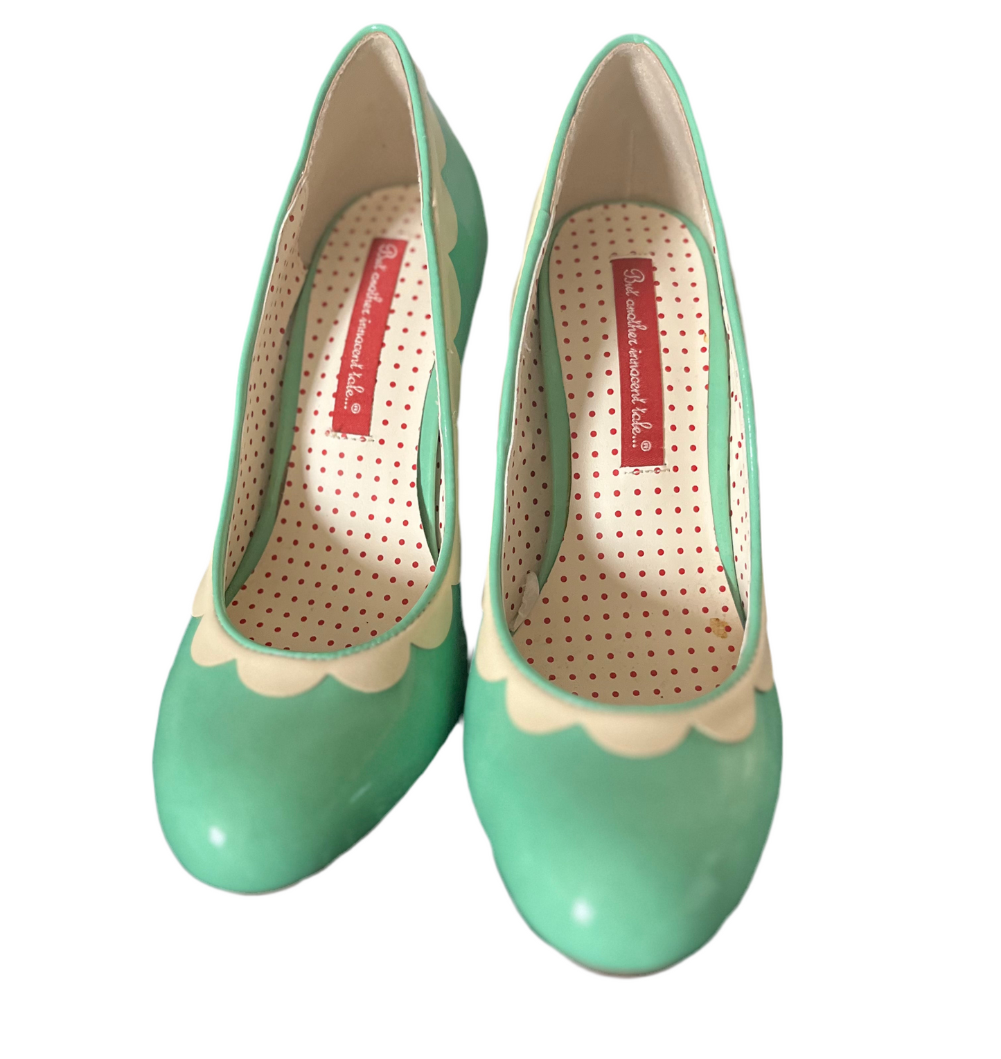 BAIT - MINT HEELS SZ 7.5