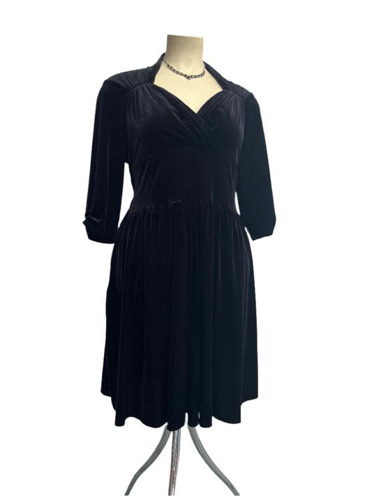 BLACK VELVET DRESS SZ 22