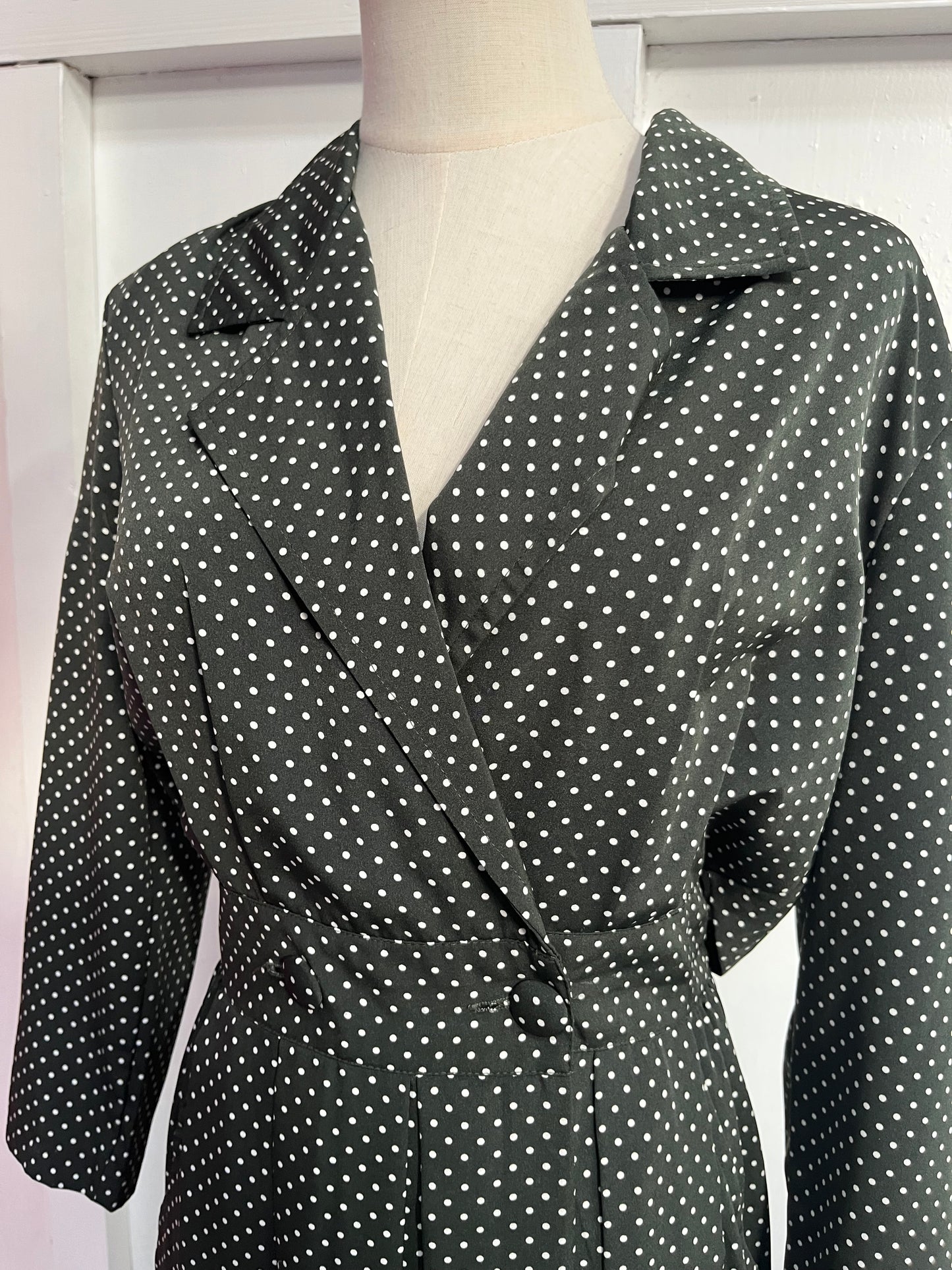 GREEN POLKADOT DRESS SZ 10