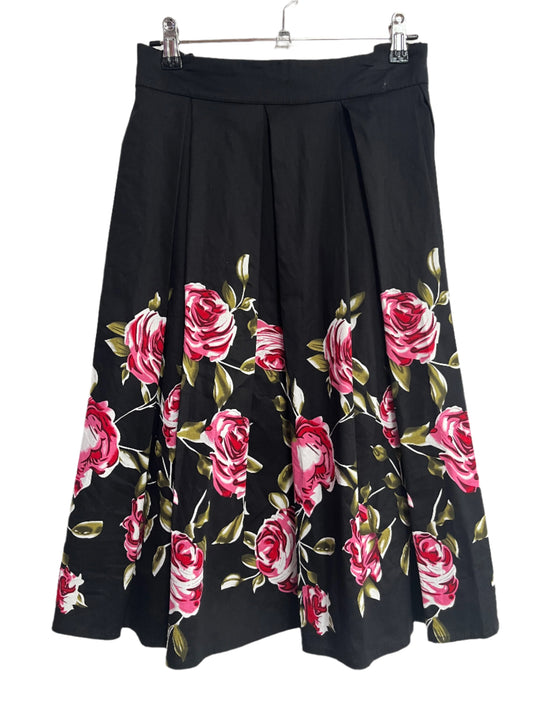 BLACK ROSE SKIRT SZ 18