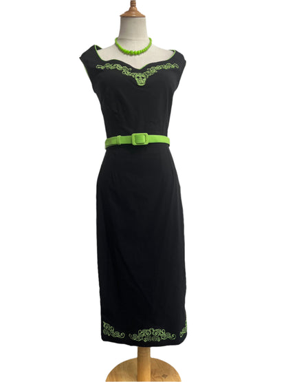 PINUP COUTURE - BLACK & GREEN SKULL DRESS SZ 10