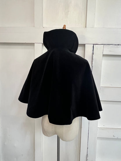 BLACK VICTORIAN CAPE