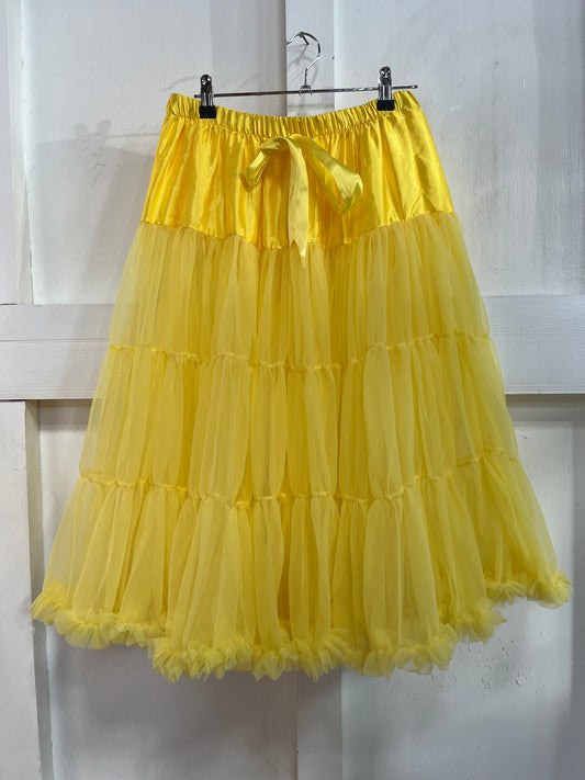 SINGLE YELLOW PETTICOAT