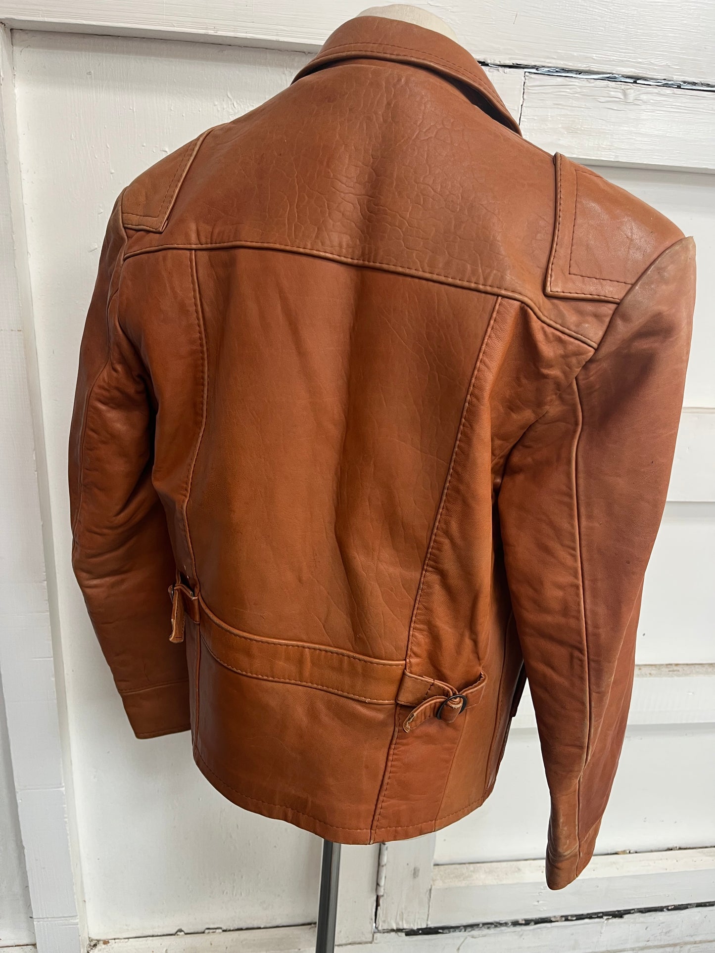 ROBINA 70s LEATHER JACKET SZ 38