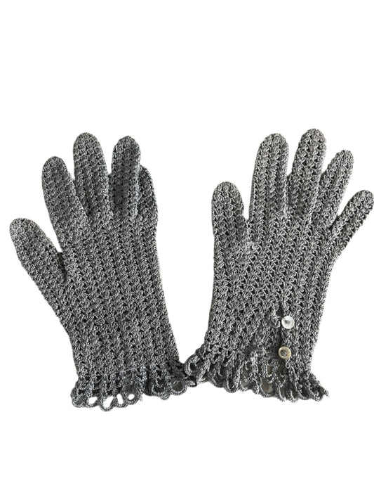 GREY CROCHET GLOVES