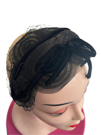 BLACK VINTAGE HEADPIECE