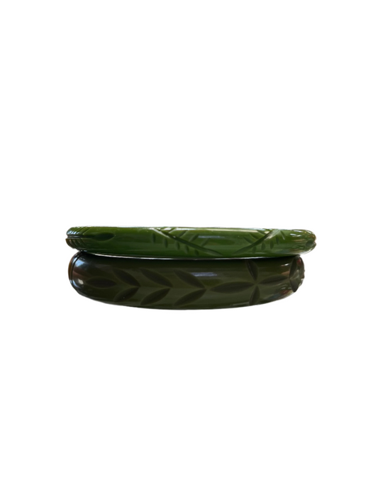 NARROW GREEN DUCHESS BANGLE