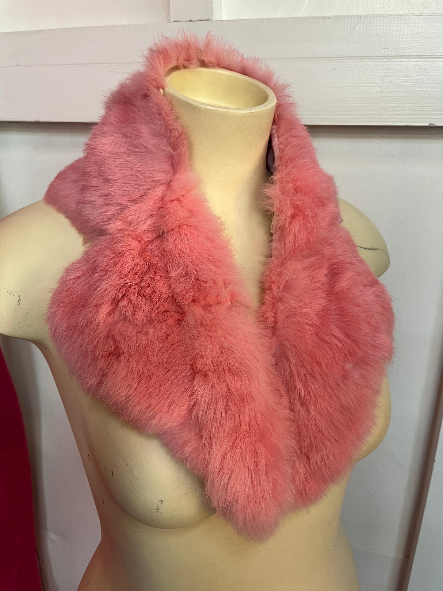 VINTAGE PINK FUR STOLE