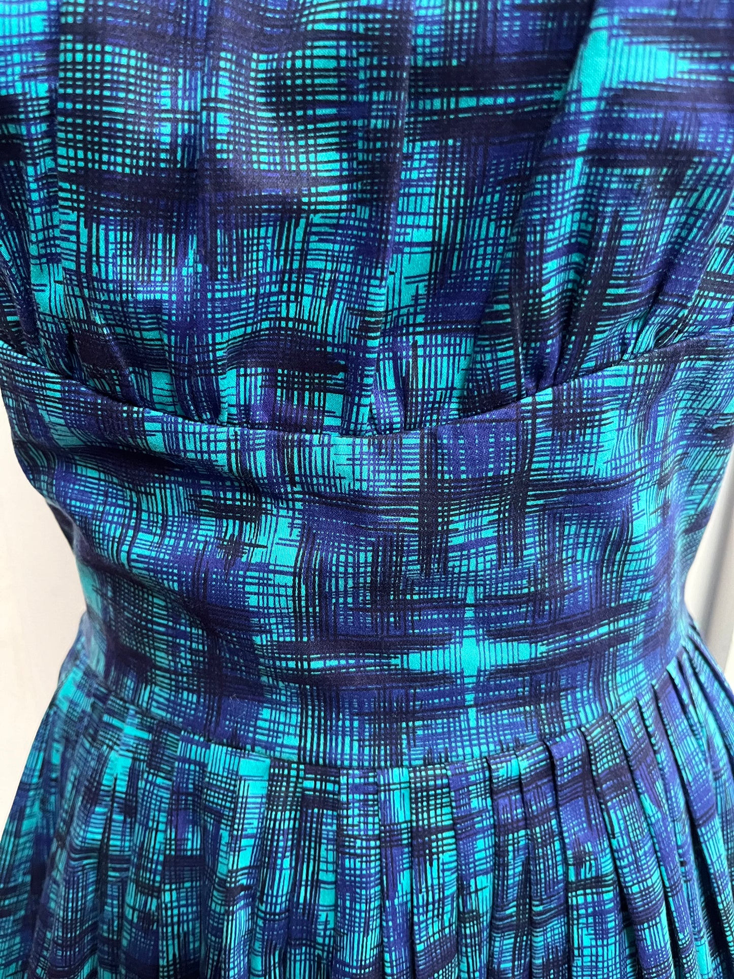 RETROSPECTD - BLUE PLAID DRESS sz 8