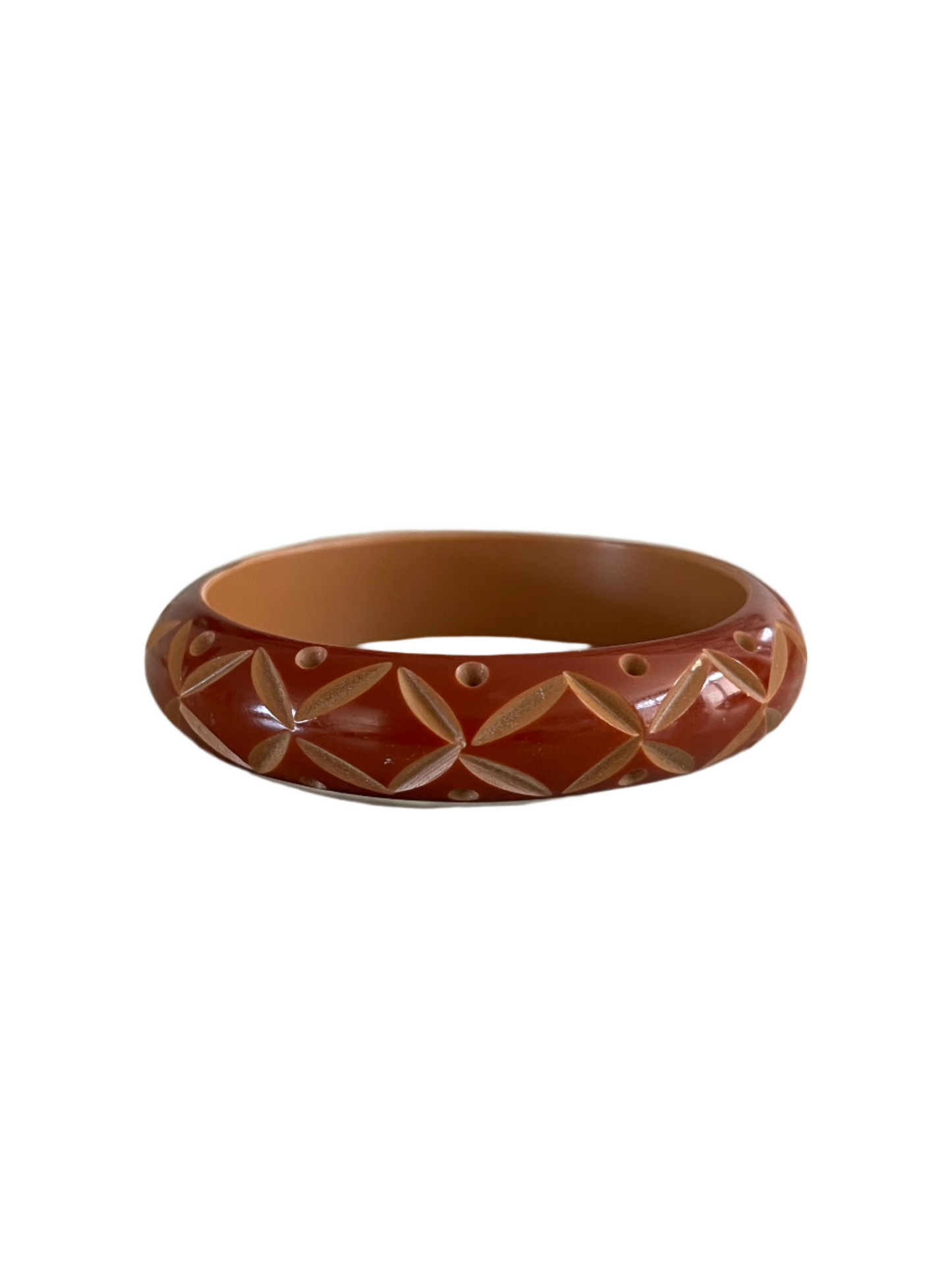 WALNUT CARVE BANGLE - MAIDEN