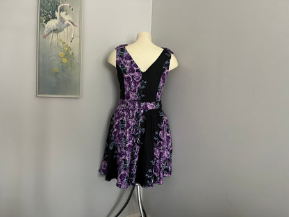 LADY VINTAGE PURPLE FLORAL DRESS SZ 18