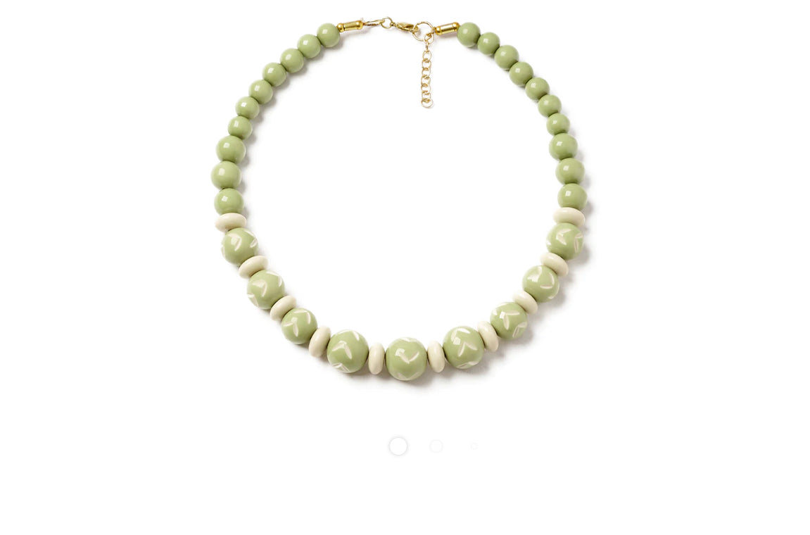 ROWAN GREEN  NECKLACE