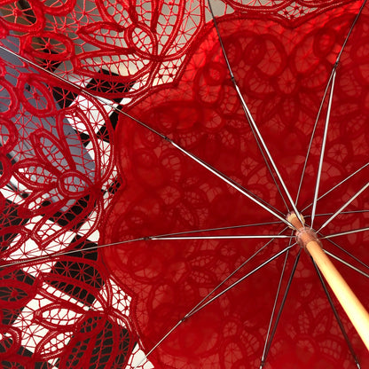 RED LACE PARASOL