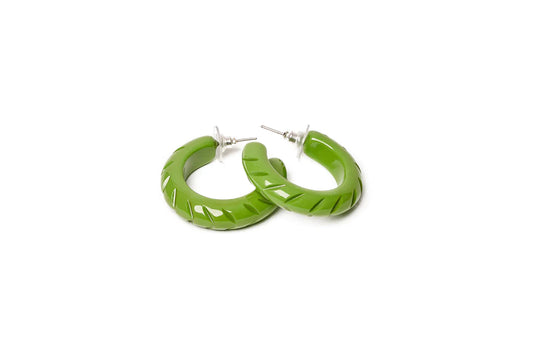 Palm heavy carve drop hoop earrings